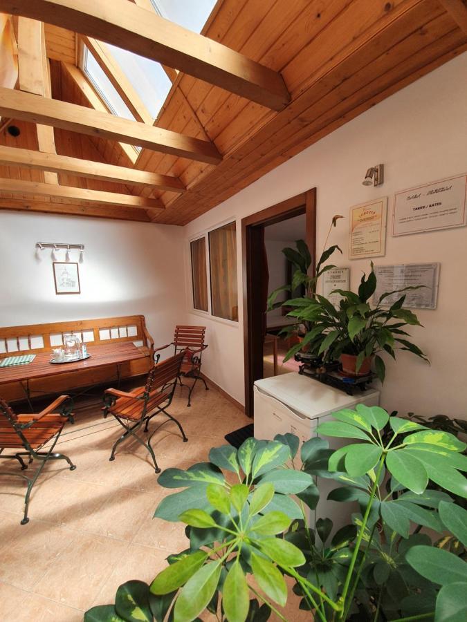 Casa Terezia Hotell Braşov Eksteriør bilde