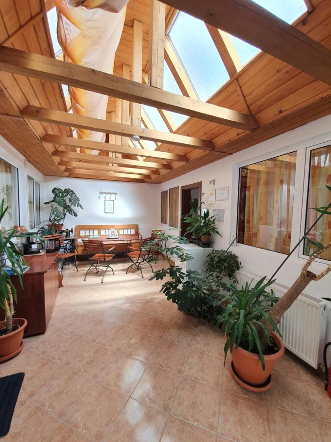 Casa Terezia Hotell Braşov Eksteriør bilde