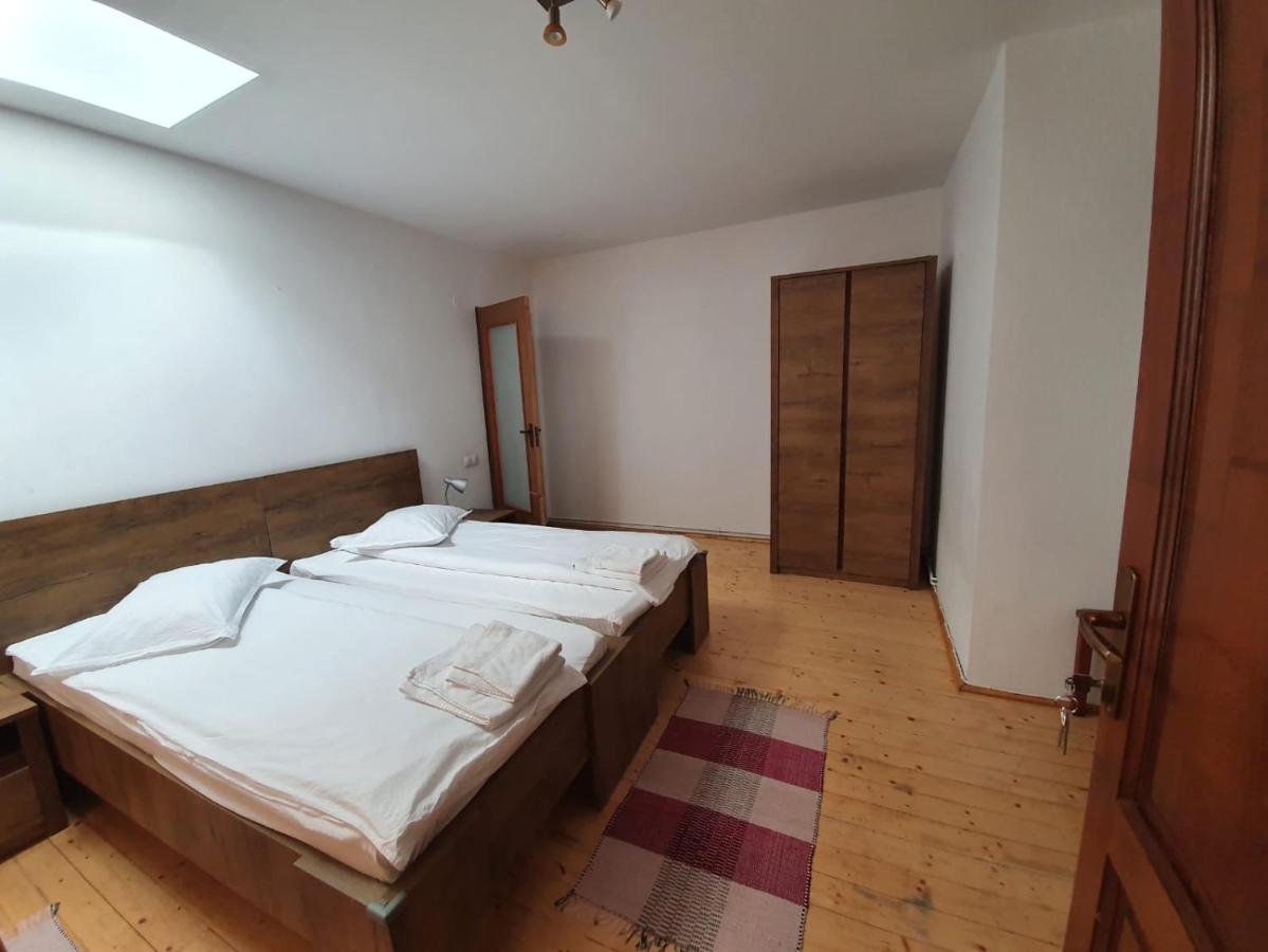 Casa Terezia Hotell Braşov Eksteriør bilde