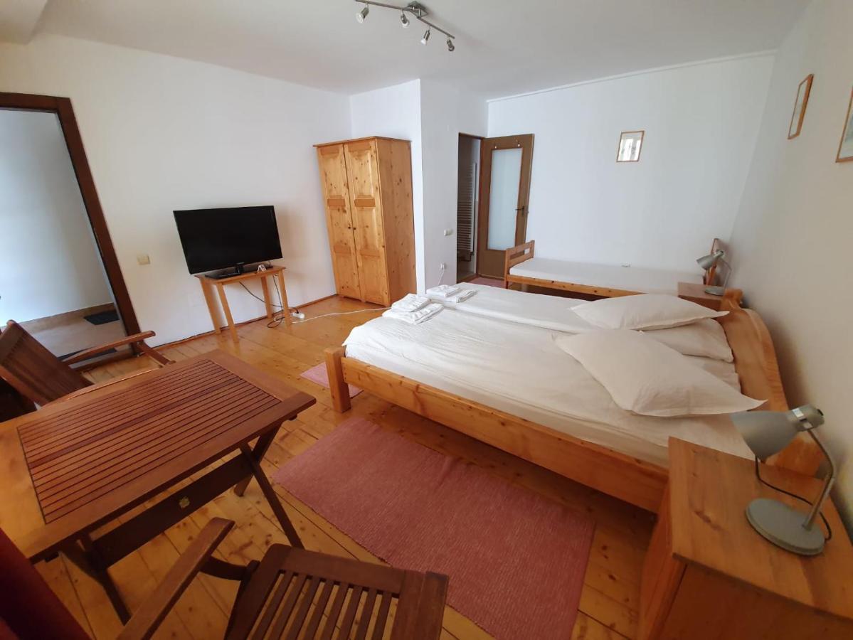 Casa Terezia Hotell Braşov Eksteriør bilde